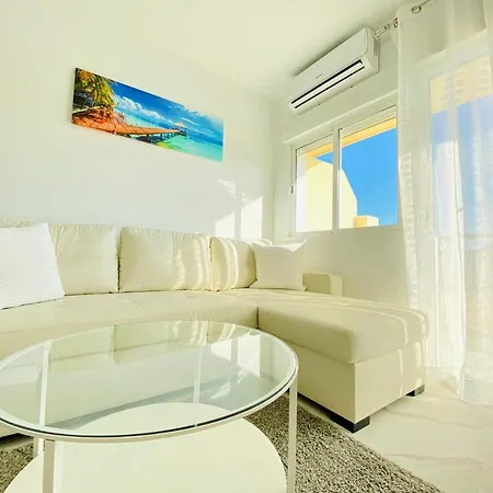 Fresh And Modern Delux In 1 Min From The Beach! Apartamento Fuengirola