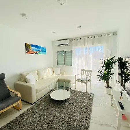 Apartamento Fresh And Modern Delux In 1 Min From The Beach! *